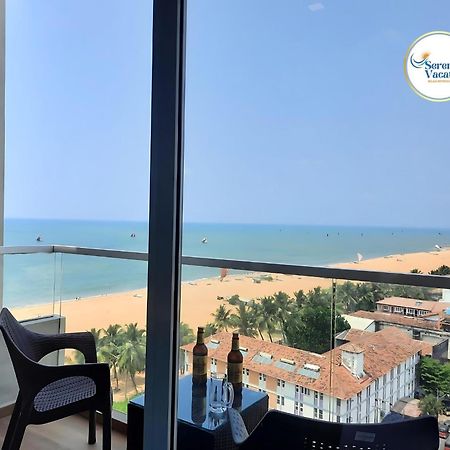 Negombo Ocean Breeze - Bliss On The Beach Luxury Apartments By Serendib Vacation Buitenkant foto