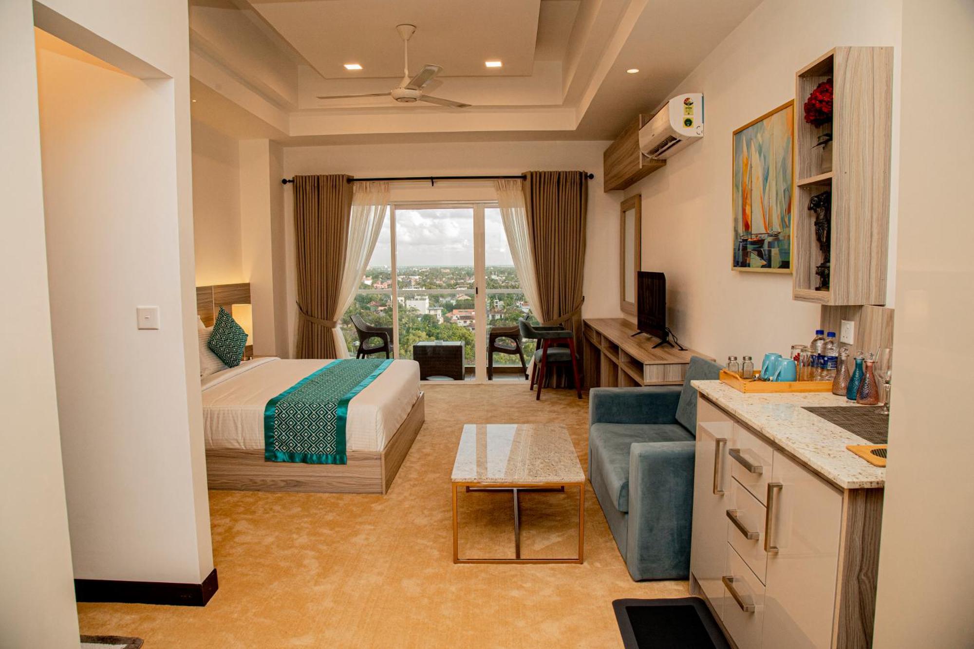 Negombo Ocean Breeze - Bliss On The Beach Luxury Apartments By Serendib Vacation Buitenkant foto